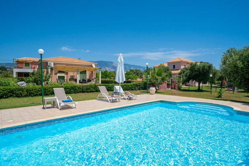 Monambeles Villas 8