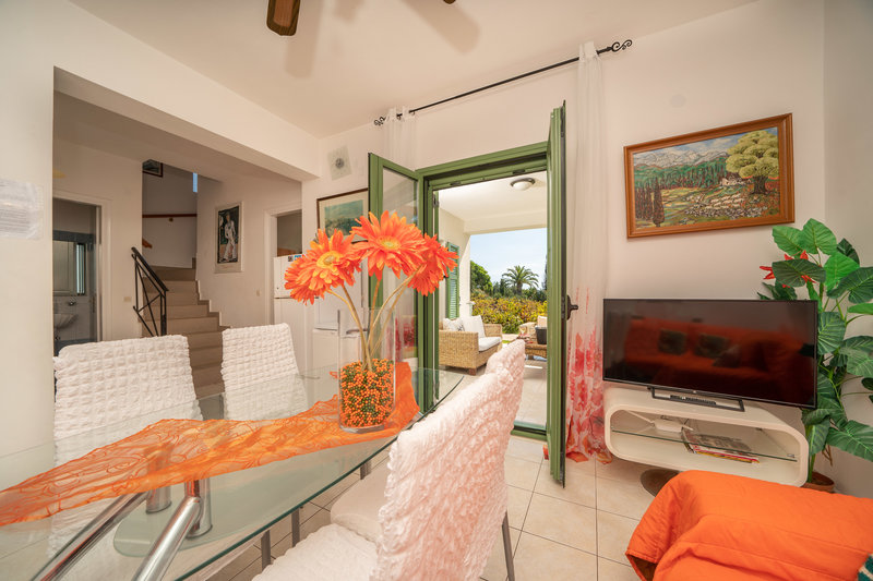 Monambeles Villas 14