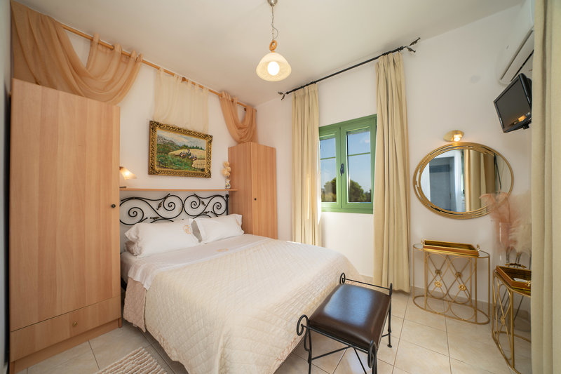 Monambeles Villas 17