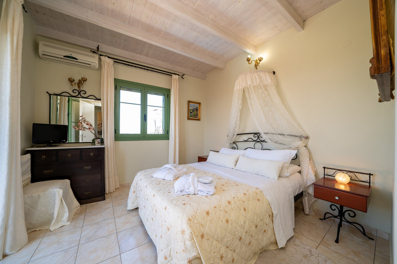 Monambeles Villas 27