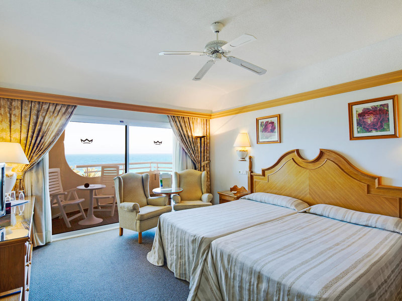 Hotel Riu Palace Tres Islas 17