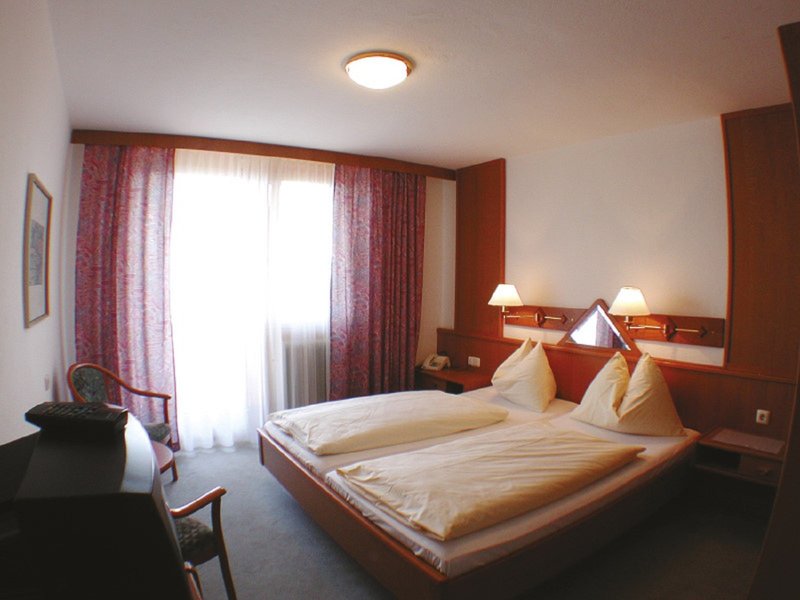 Sporthotel Hochlienz & Almdorf 13