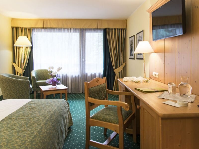 Hotel Alpenhof 11