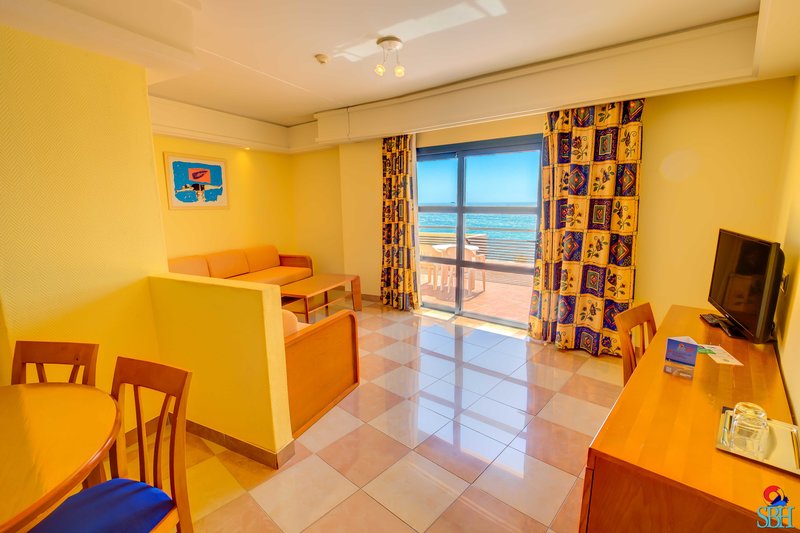 SBH Crystal Beach Hotel & Suites 19