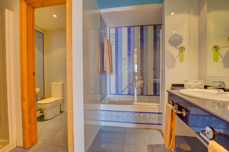 SBH Crystal Beach Hotel & Suites 21