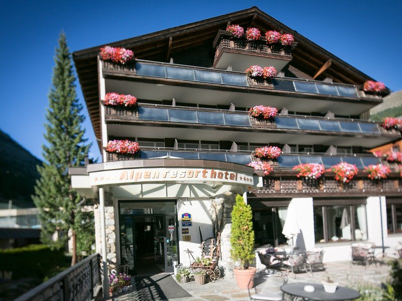 Alpen Resort Hotel  1