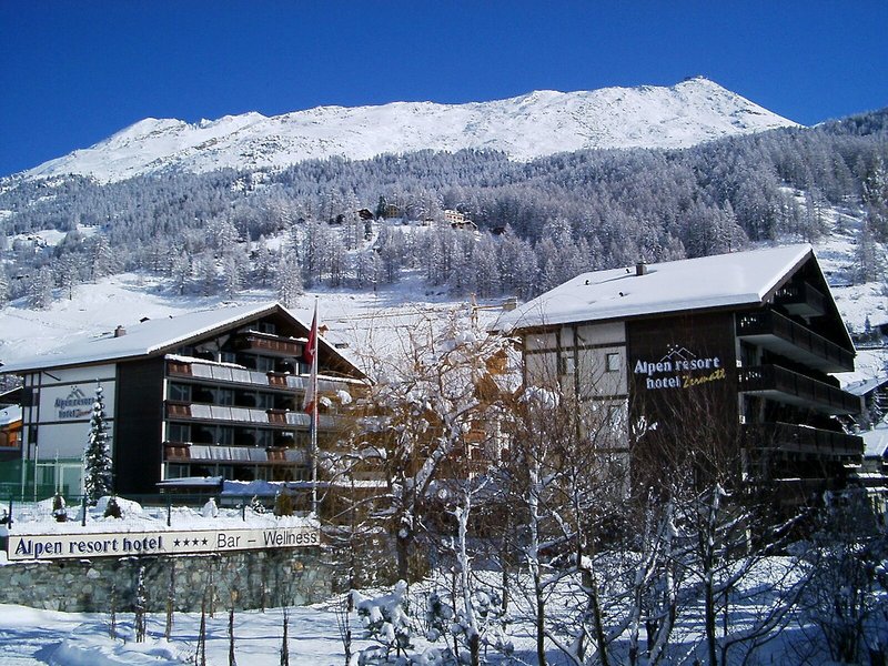 Alpen Resort Hotel  2