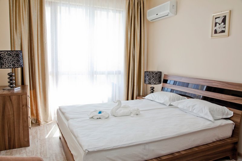 Apart Hotel Golden Line 3