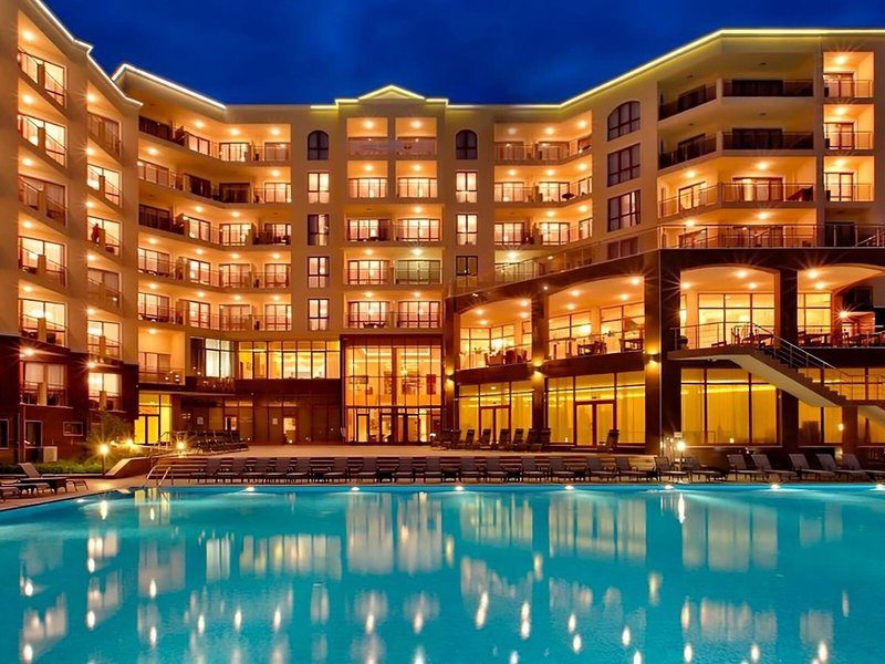 Apart Hotel Golden Line 3