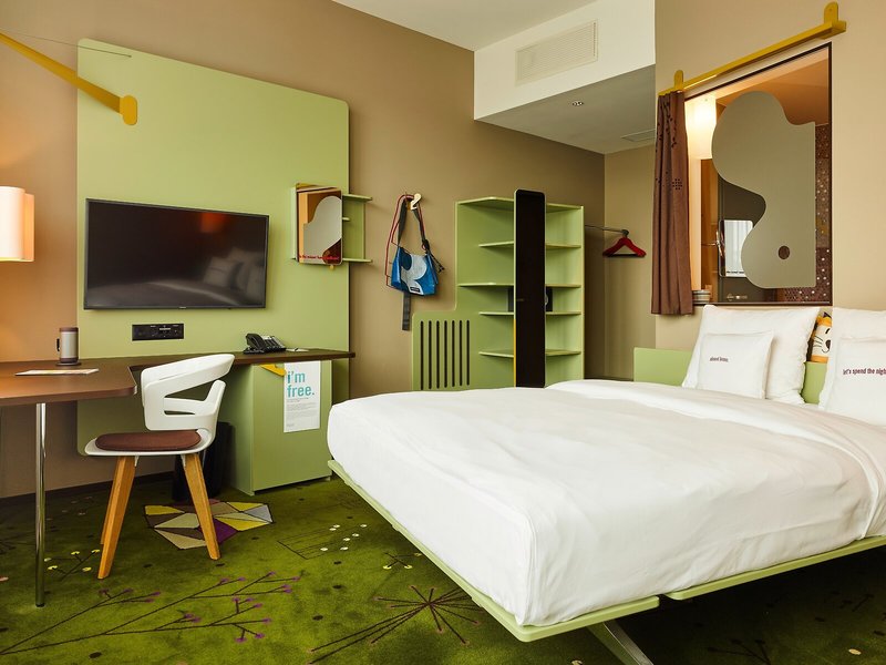 25hours Hotel Zürich West 27 - Room Example