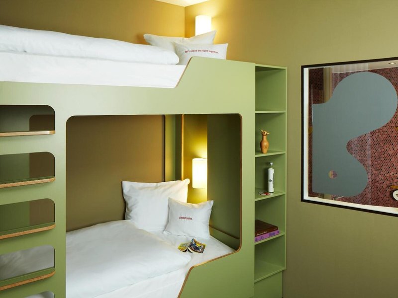 25hours Hotel Zürich West 29 - Room Example