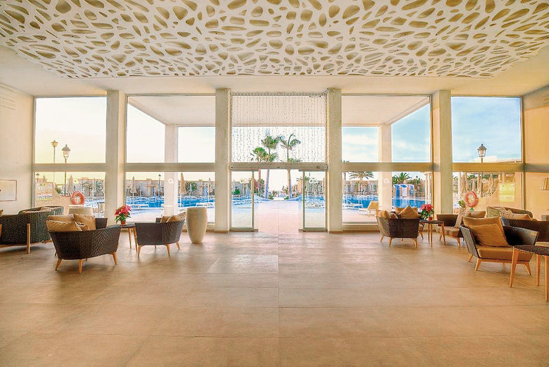 SBH Monica Beach Resort 12