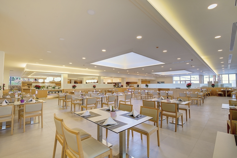 SBH Monica Beach Resort 15