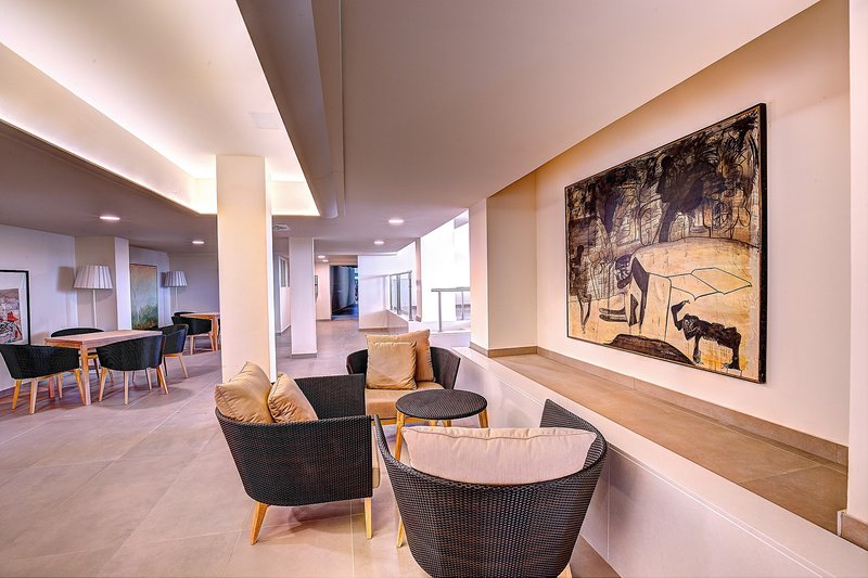 SBH Monica Beach Resort 20