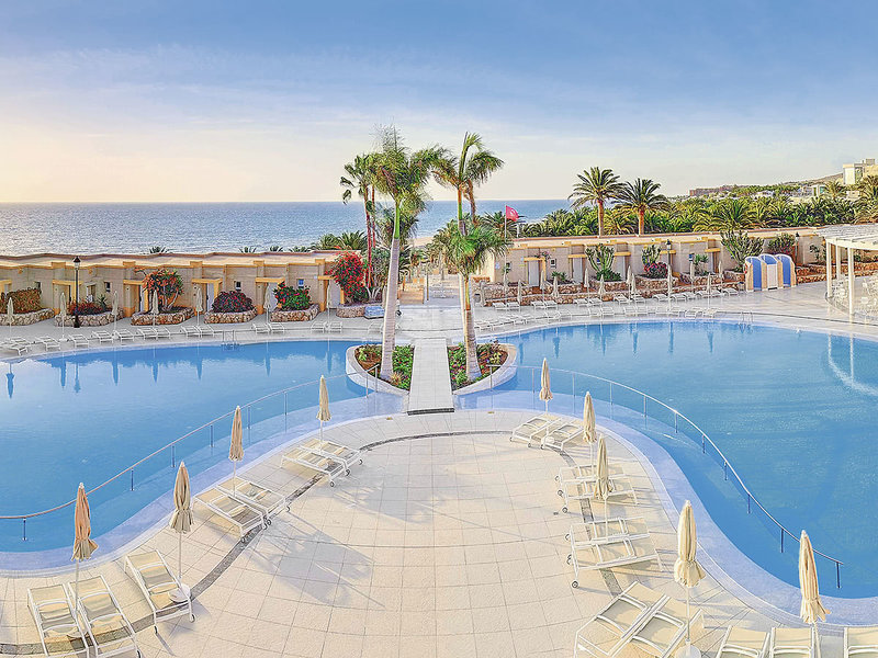 SBH Monica Beach Resort 8