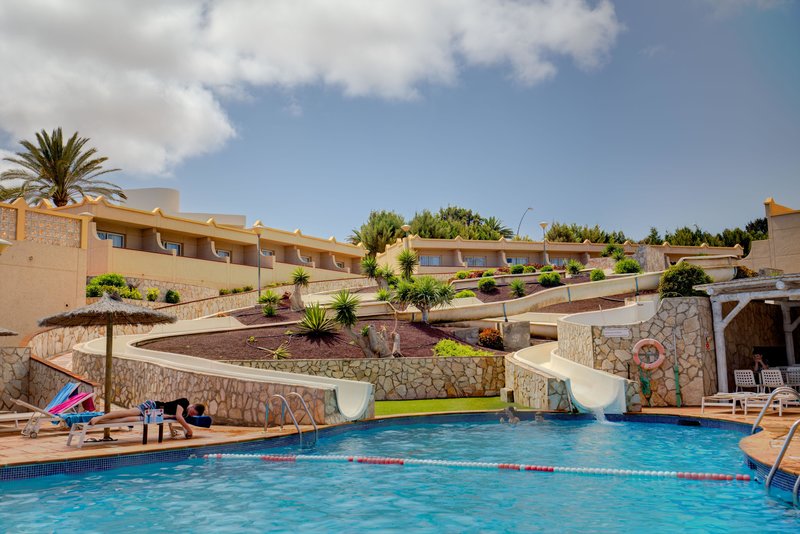 SBH Monica Beach Resort 2