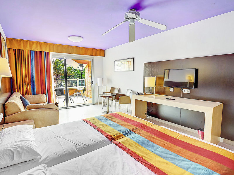 SBH Monica Beach Resort 3