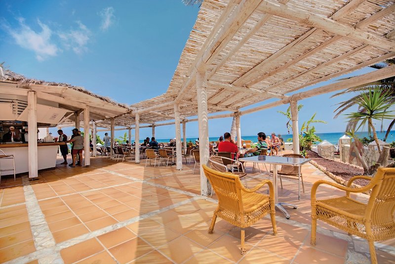 SBH Monica Beach Resort 8