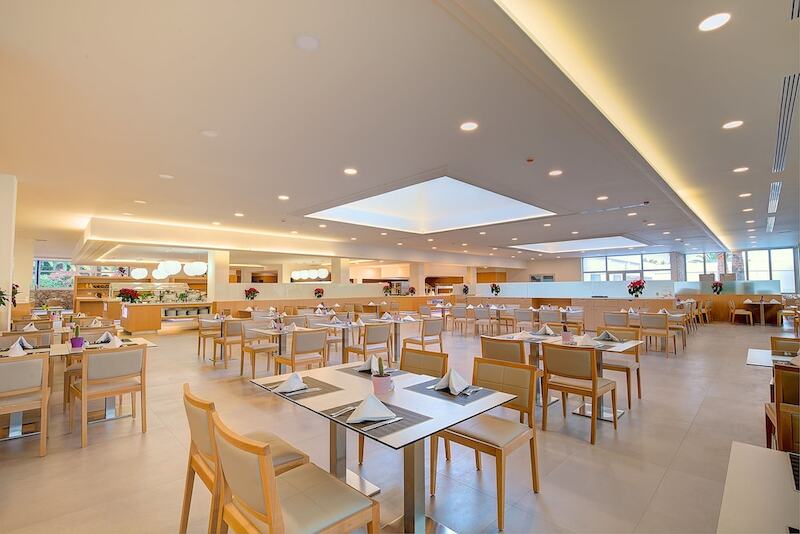 SBH Monica Beach Resort 11