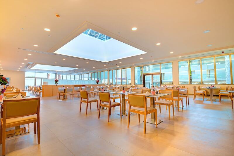 SBH Monica Beach Resort 12
