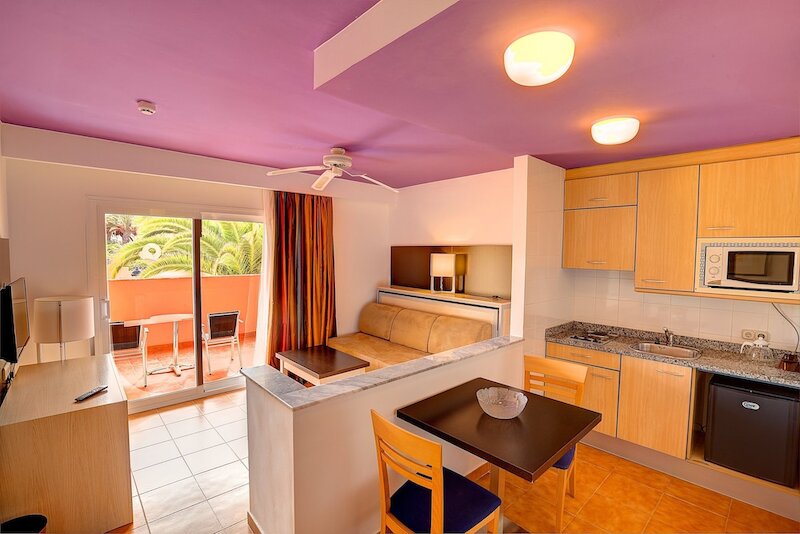 SBH Monica Beach Resort 19