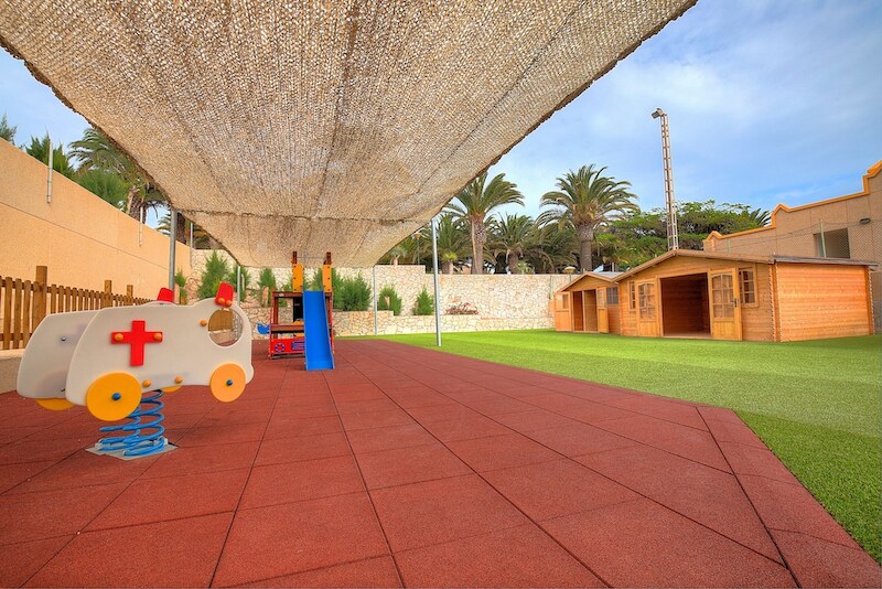 SBH Monica Beach Resort 22
