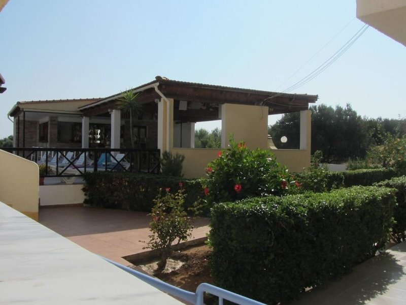 Mareva Apartments 3