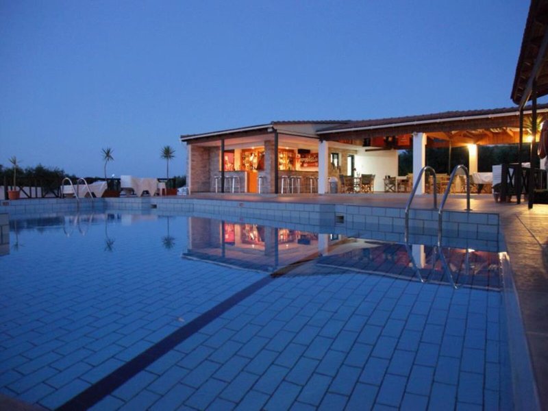 Mareva Apartments 9