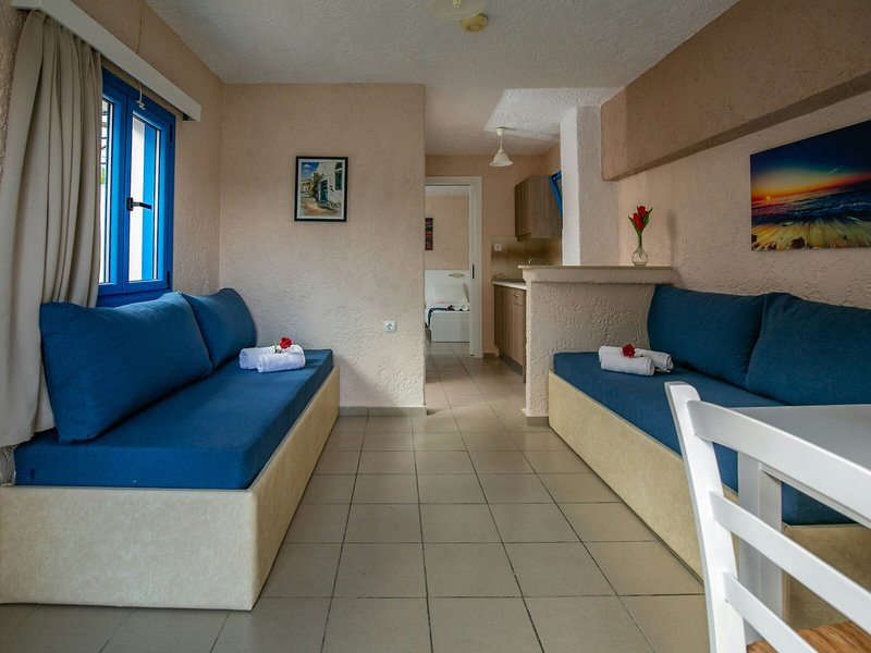 Mareva Apartments 14