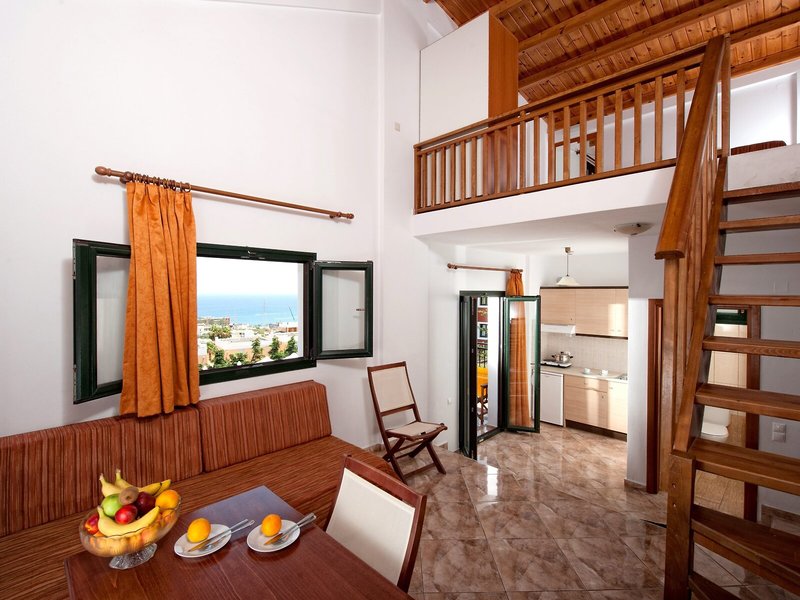 Ippoliti Village 13