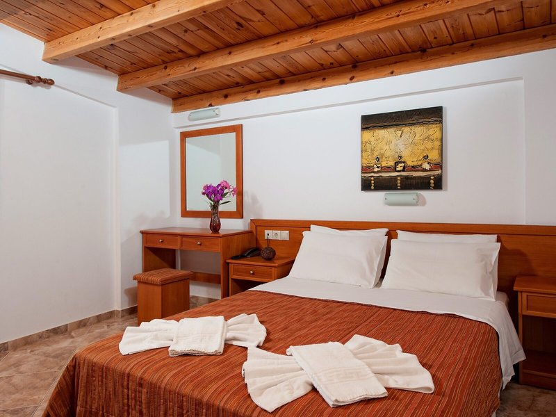 Ippoliti Village 29