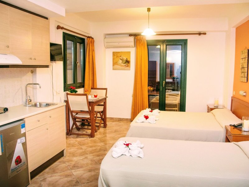 Ippoliti Village 35