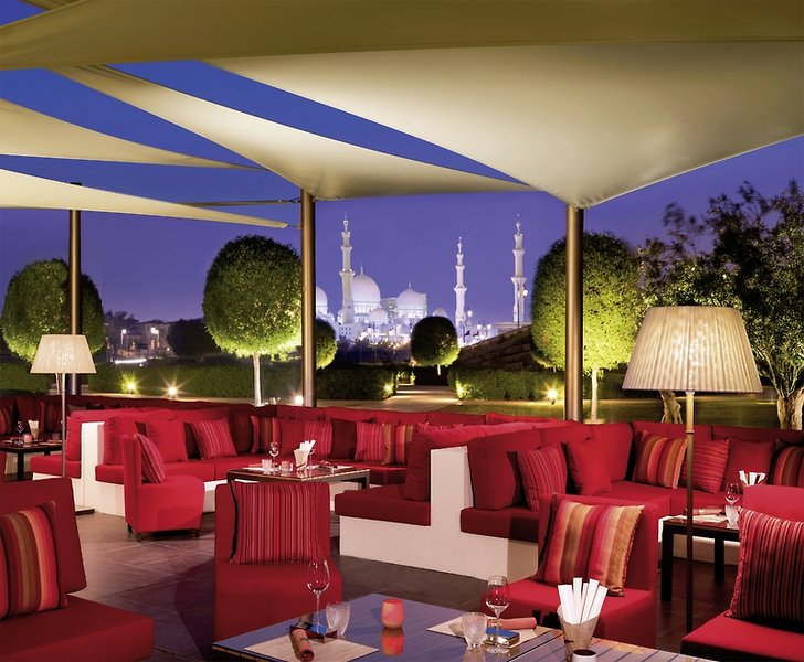 The Ritz-Carlton Abu Dhabi, Grand Canal 13