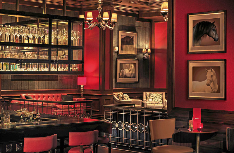 The Ritz-Carlton Abu Dhabi, Grand Canal 16