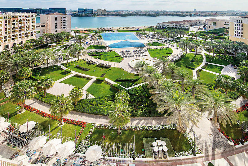 The Ritz-Carlton Abu Dhabi, Grand Canal 24