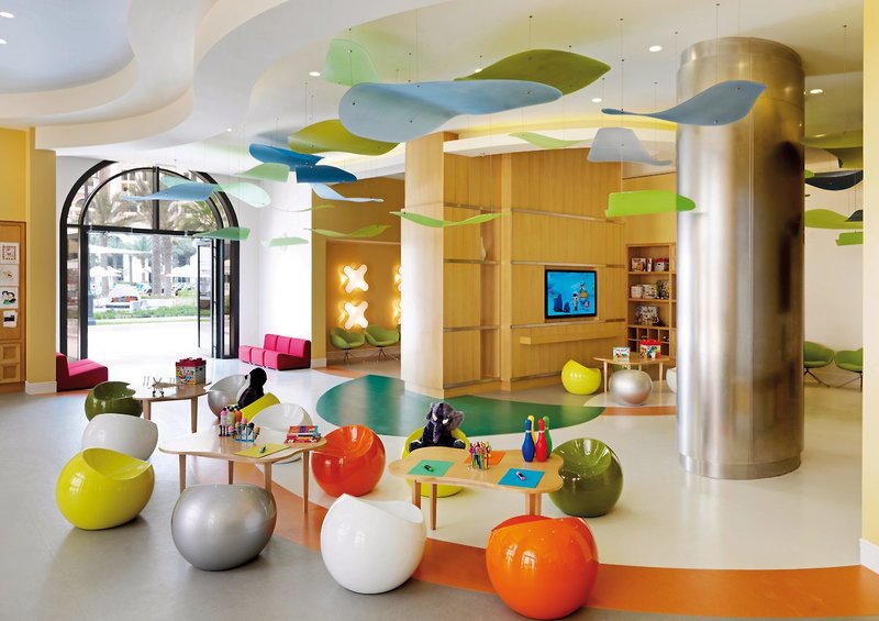 The Ritz-Carlton Abu Dhabi, Grand Canal 20