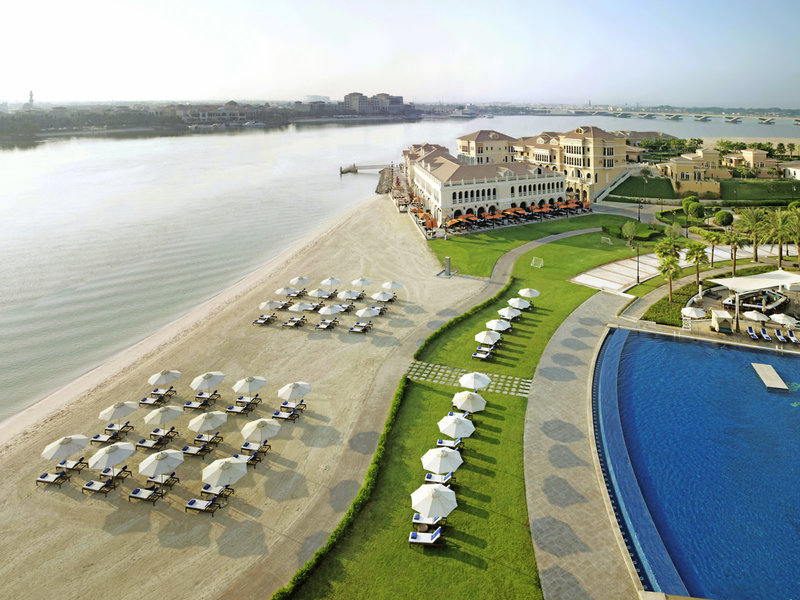 The Ritz-Carlton Abu Dhabi, Grand Canal 3