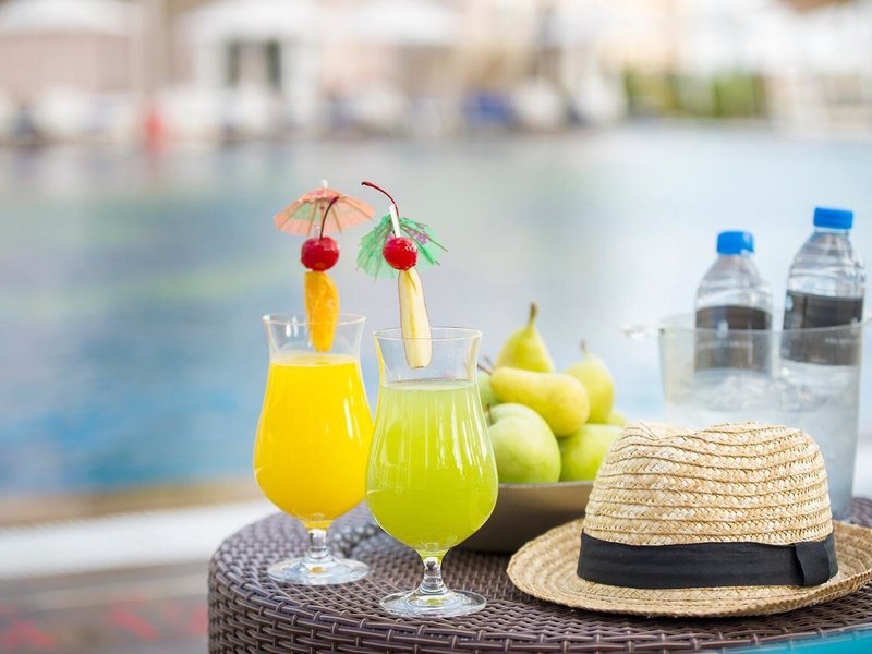 The Ritz-Carlton Abu Dhabi, Grand Canal 12