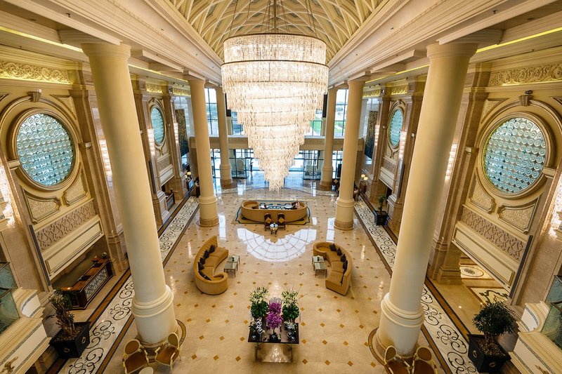 The Ritz-Carlton Abu Dhabi, Grand Canal 19