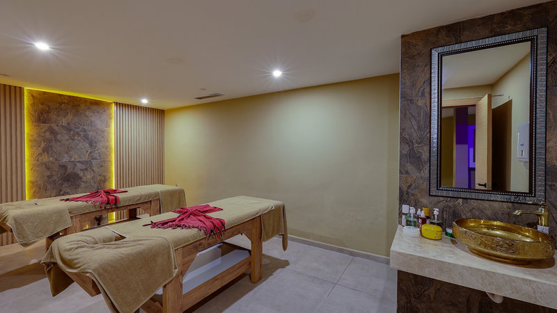Faros Premium Beach 18