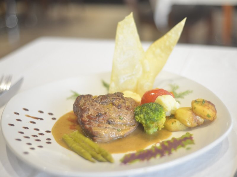 Caesar Hotel Maskat 8