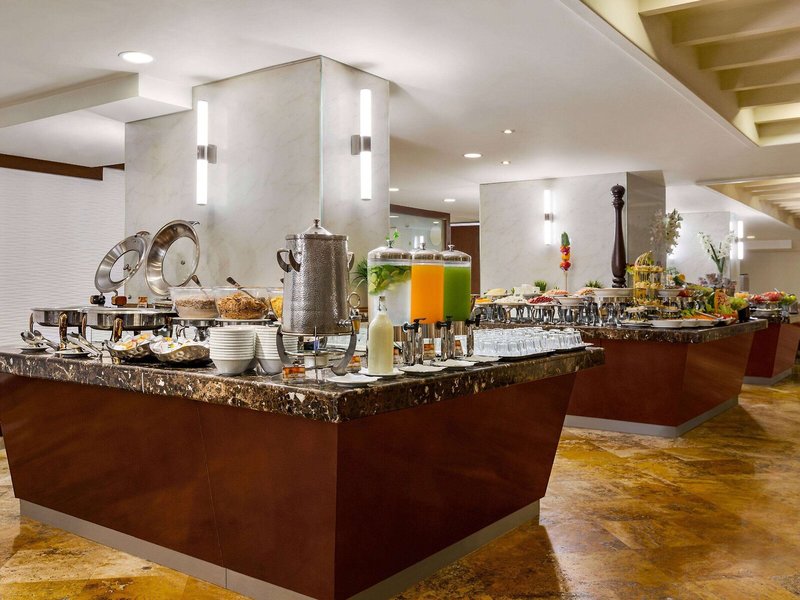 Grand Regency Hotel Doha Trademark Collection by Wyndham 17