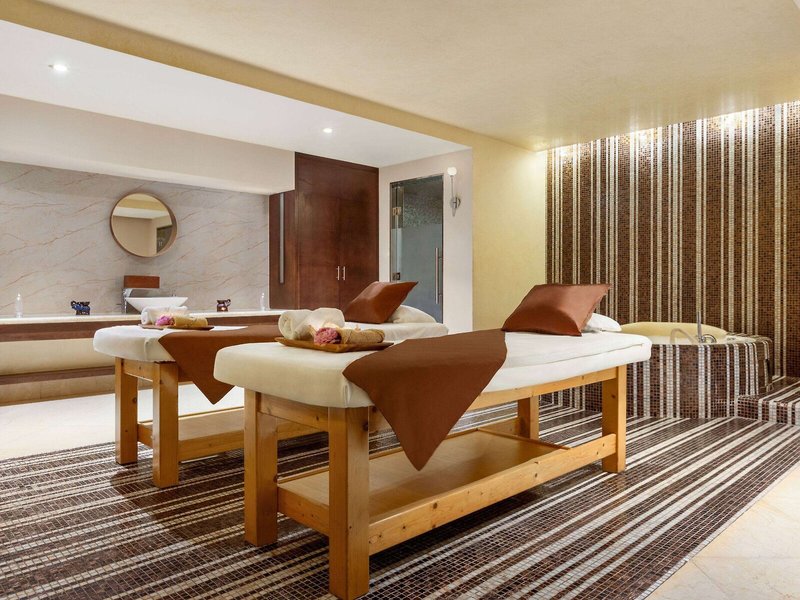 Grand Regency Hotel Doha Trademark Collection by Wyndham 31