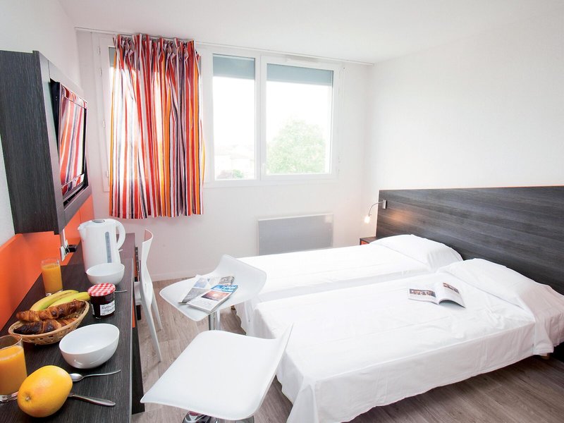 Adonis Paris Sud 28