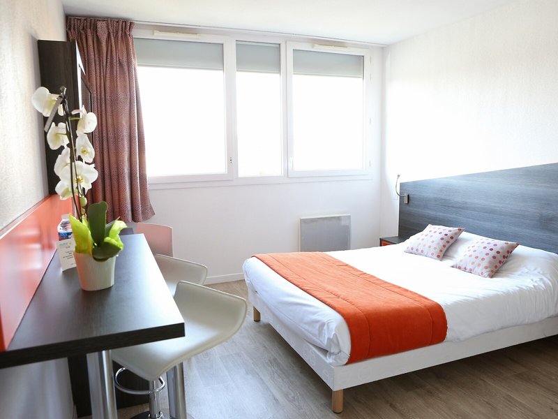 Adonis Paris Sud 37