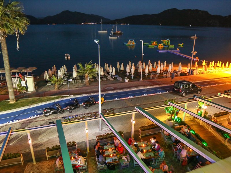 B&B Yüzbasi Beach Hotel 2