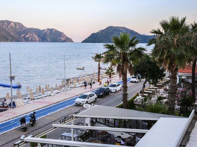 B&B Yüzbasi Beach Hotel 6