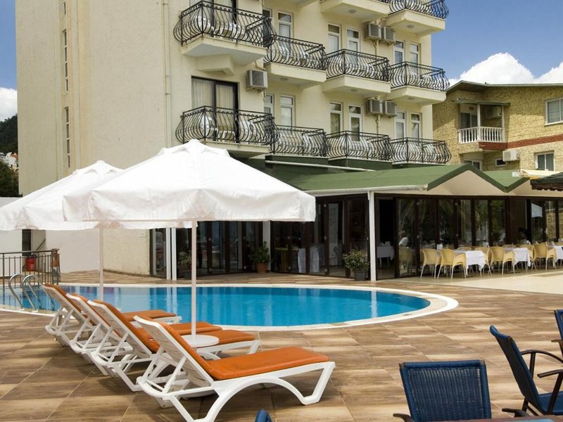 B&B Yüzbasi Beach Hotel 10