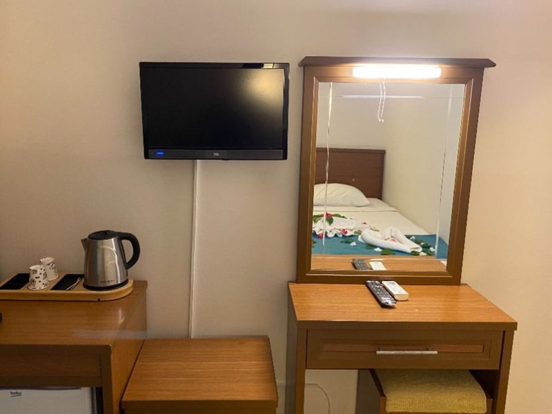 B&B Yüzbasi Beach Hotel 40