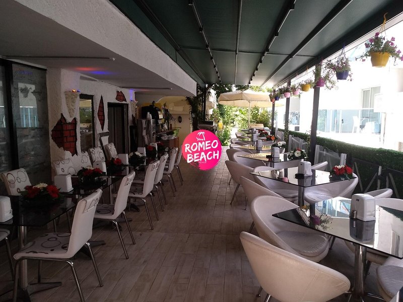 Romeo Beach Hotel 19